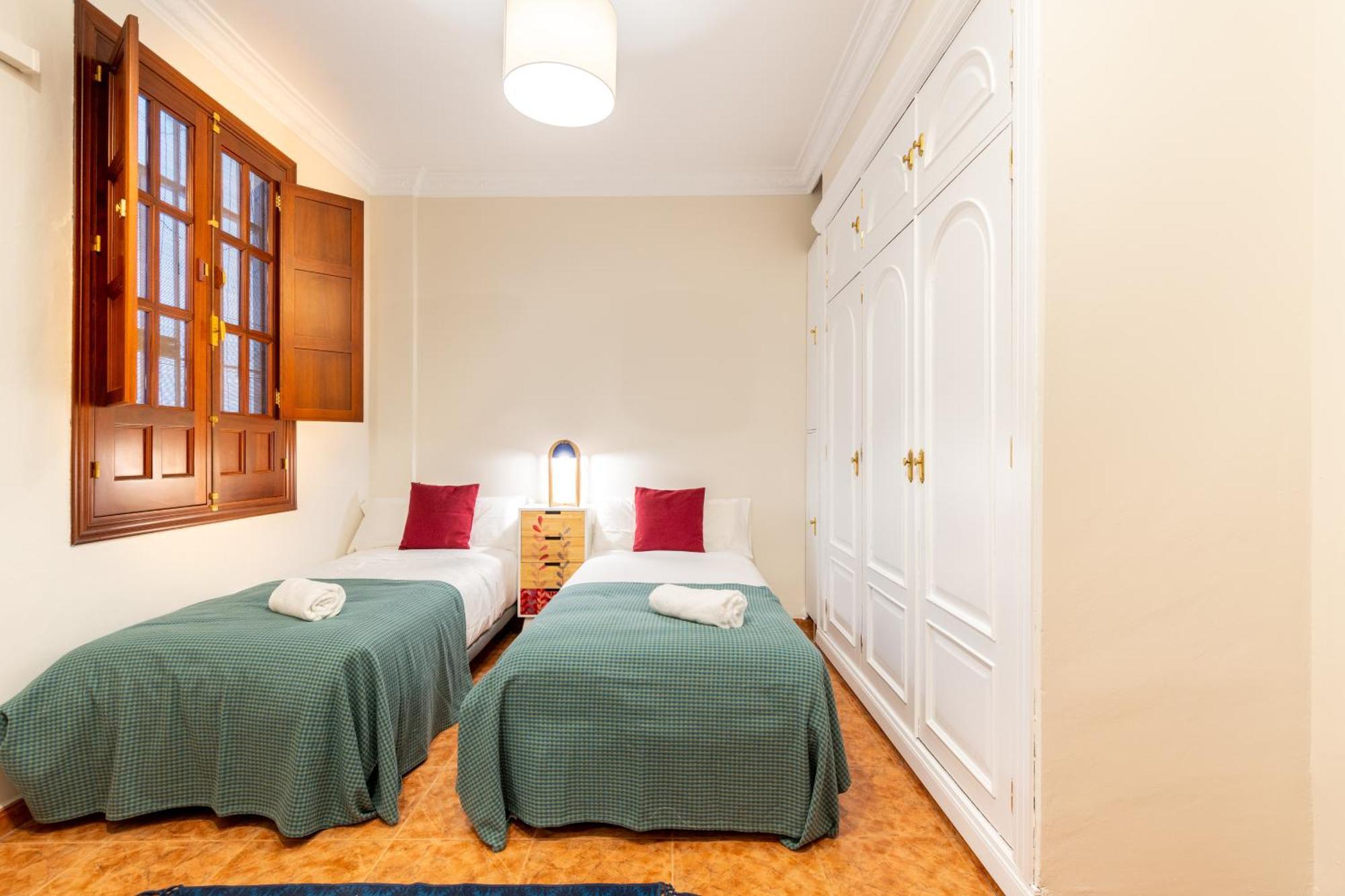 Aoa Green Gardens Family House Севиля Екстериор снимка